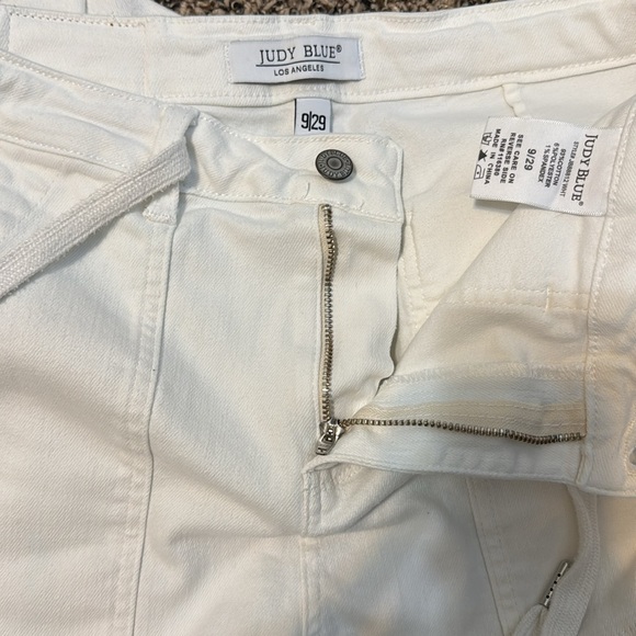 Judy Blue Drawstring Waist High Rise Jeans in Ivory - Picture 7 of 8